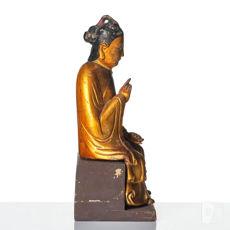 A gilt and polychrome lacquer figure of a divinity, - 图5